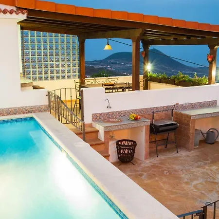 Varanski Vista Villa *